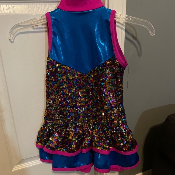 Dance costume - Picture 2 of 2